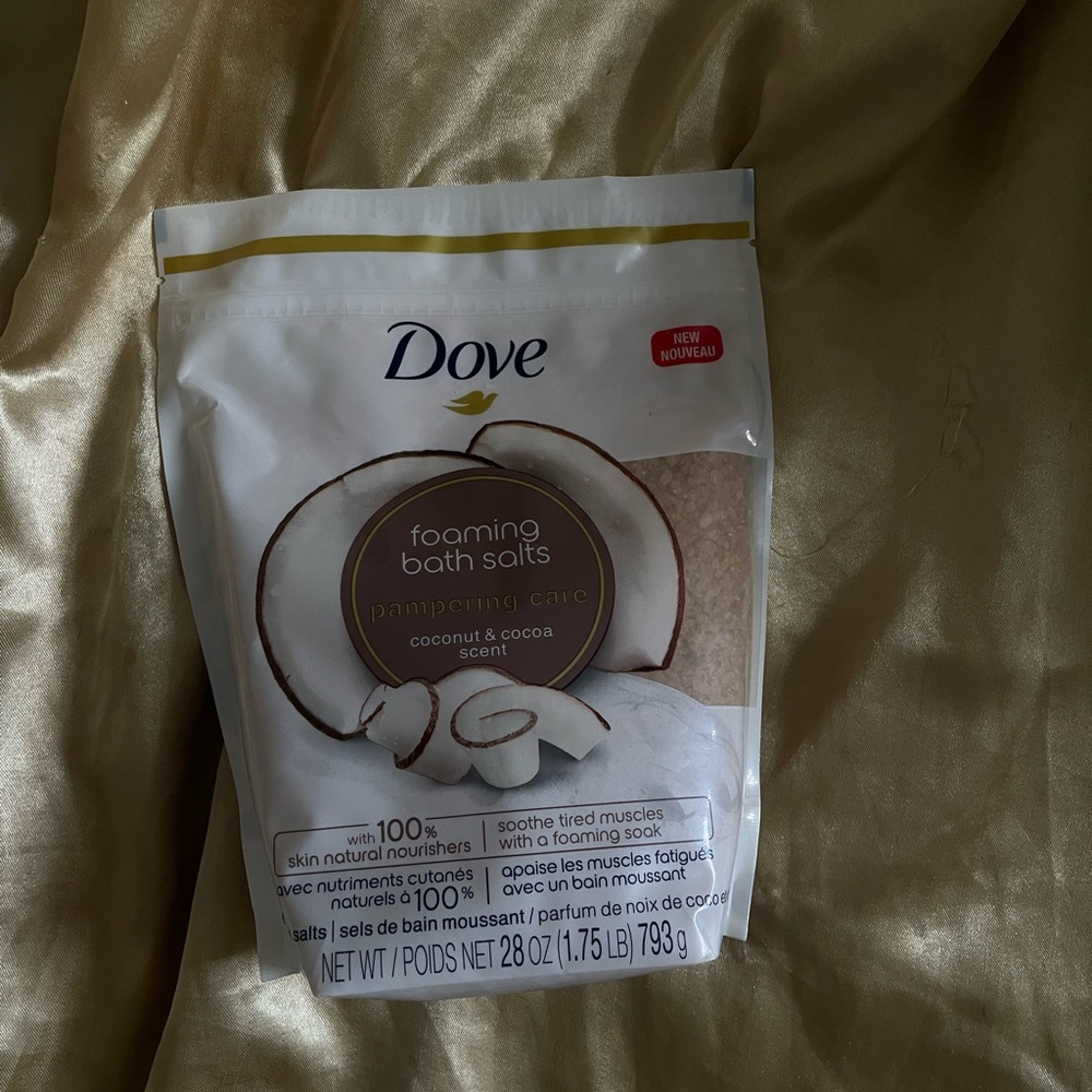 Dove Foaming Bath Salts - Coconut & Cocoa Scent